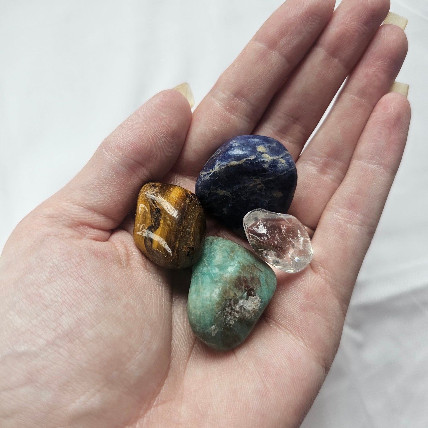 Study and focus crystal pouch